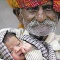 Padre a 96 anni: in India un contadino padre per la seconda volta 